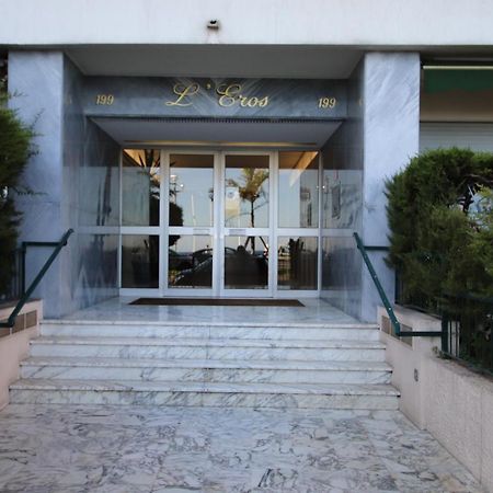 Happyfew Eros Apartment Nice Bagian luar foto